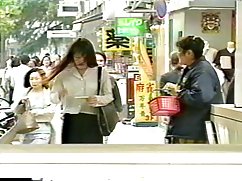 打屁股